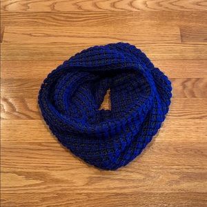 Gap Blue & Grey Infinity Scarf
